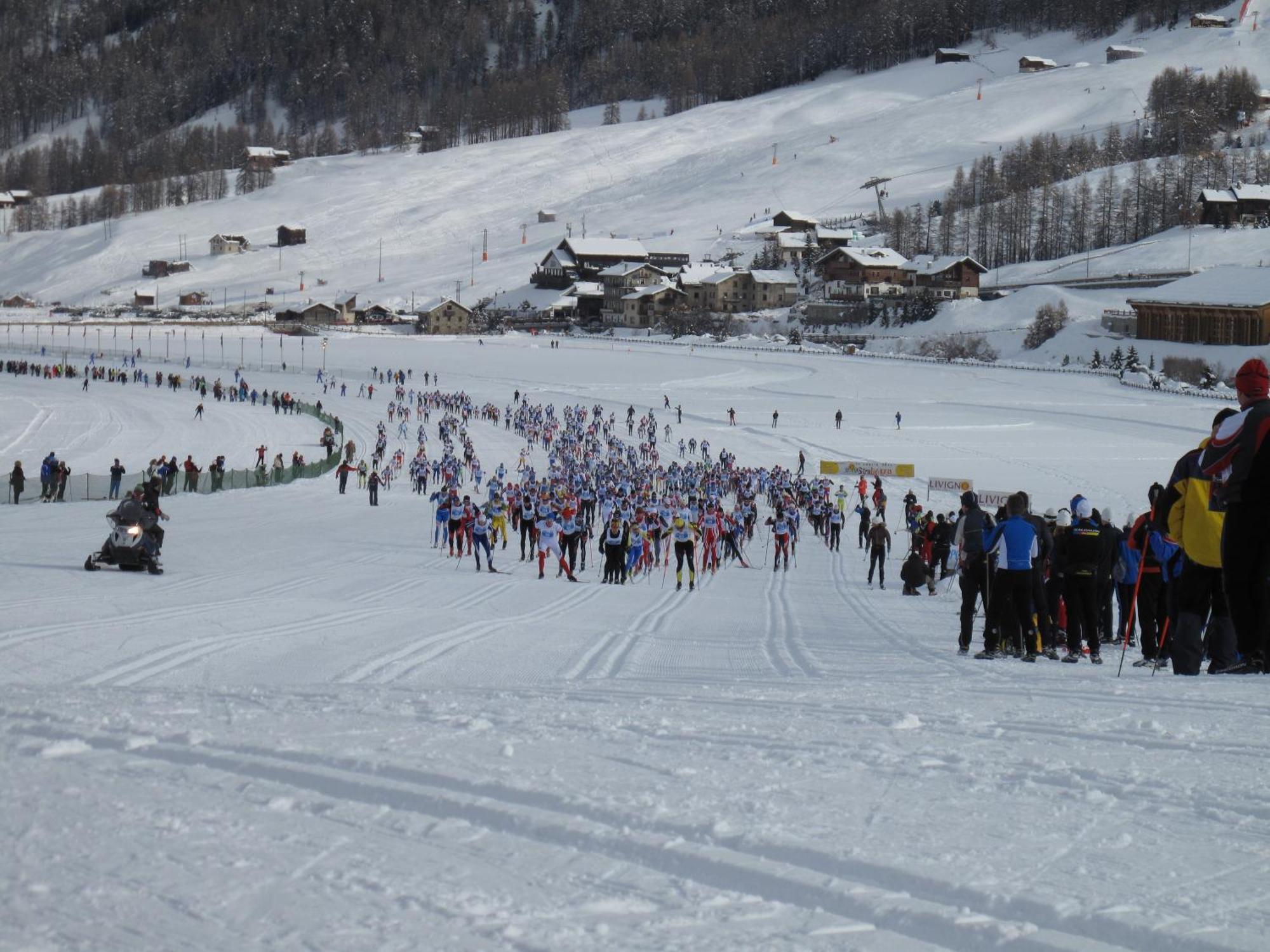Hotel Costanza Mountain Holiday Livigno Exterior foto