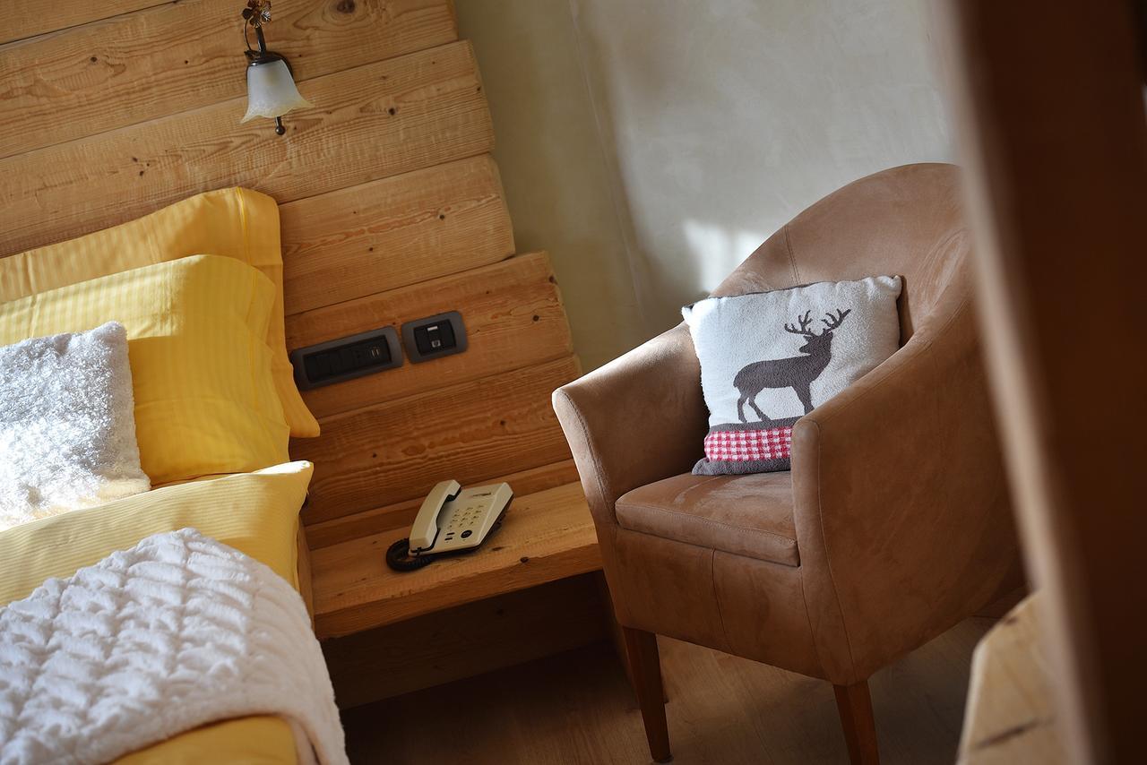 Hotel Costanza Mountain Holiday Livigno Exterior foto