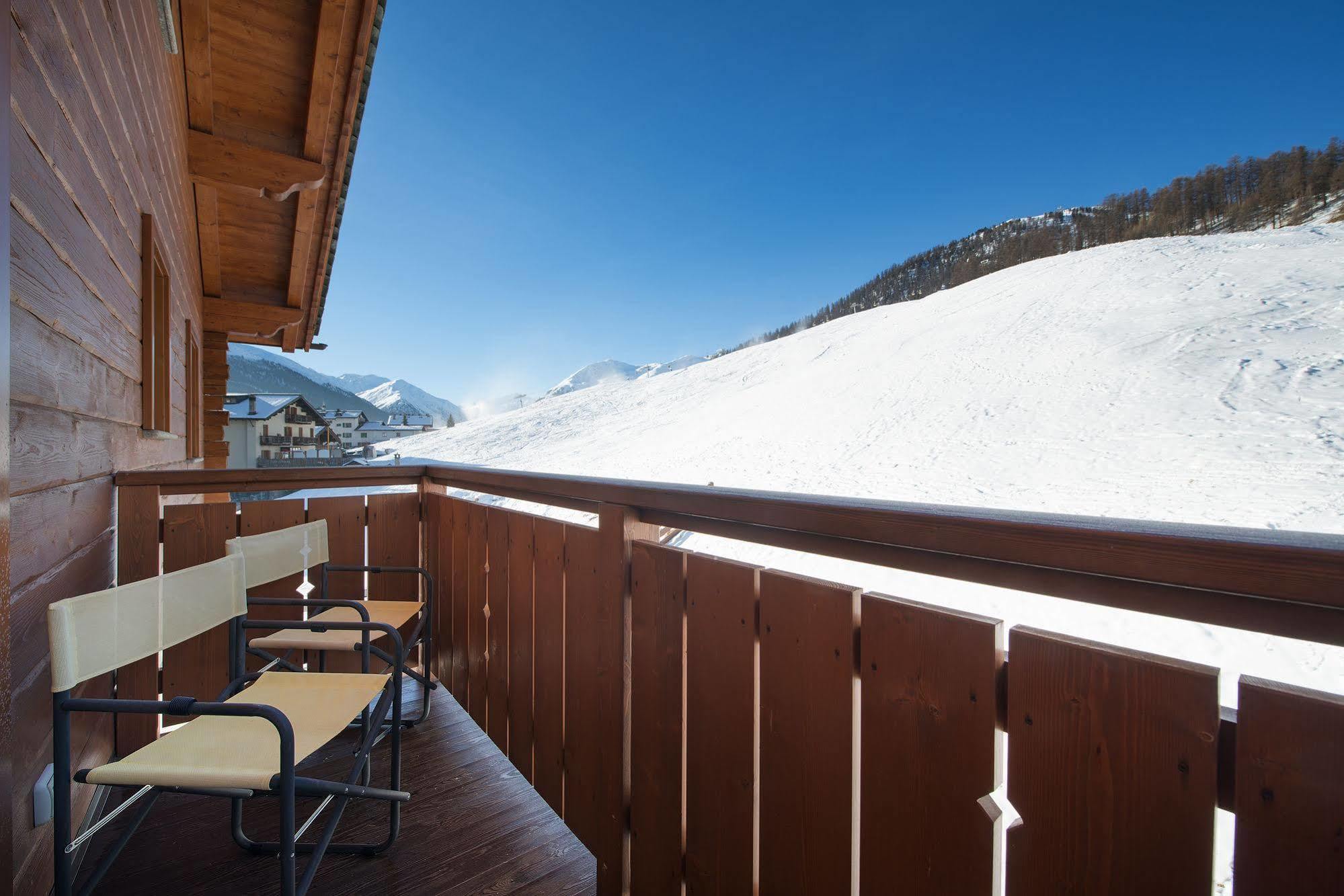 Hotel Costanza Mountain Holiday Livigno Exterior foto